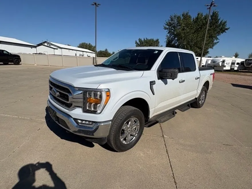 2022 Ford F-150 XLT photo 1