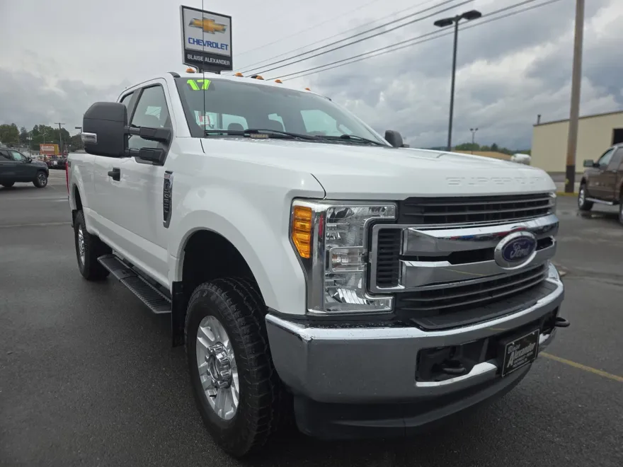 2017 Ford F-250 XLT photo 1