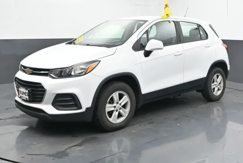 2018 Chevrolet Trax LS photo 1