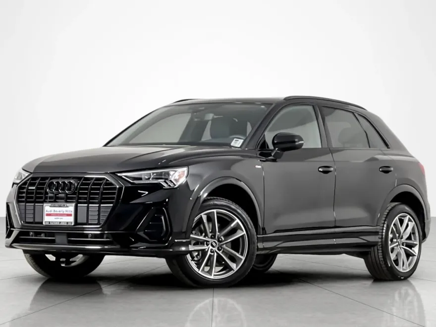 2025 Audi Q3 S line Premium 45 TFSI photo 1