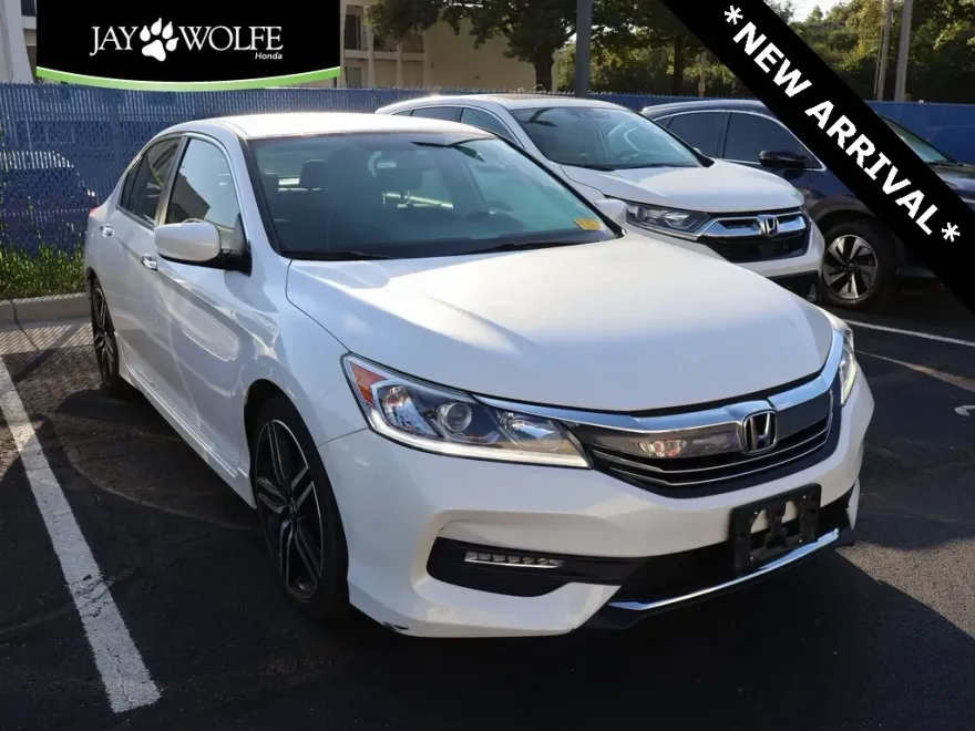 2017 Honda Accord Sport SE photo 1