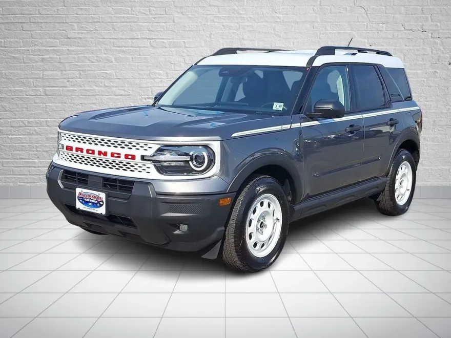2025 Ford Bronco Sport Heritage photo 1