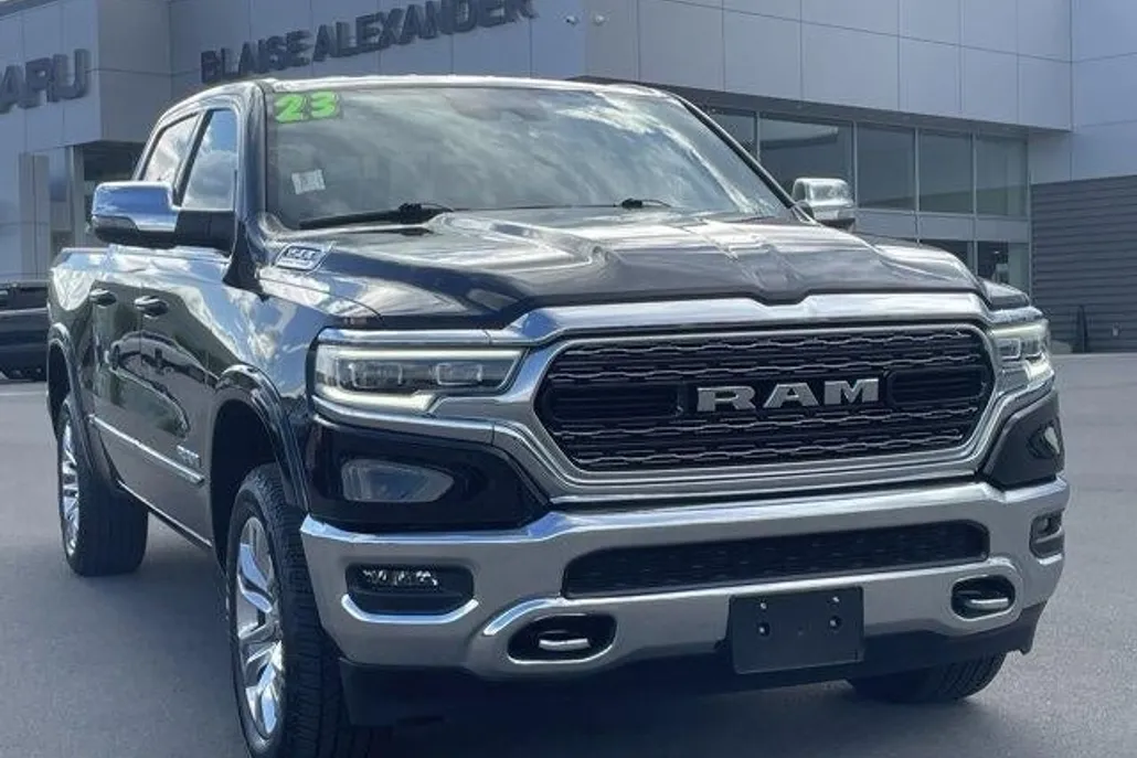 2023 Ram 1500 Limited photo 1