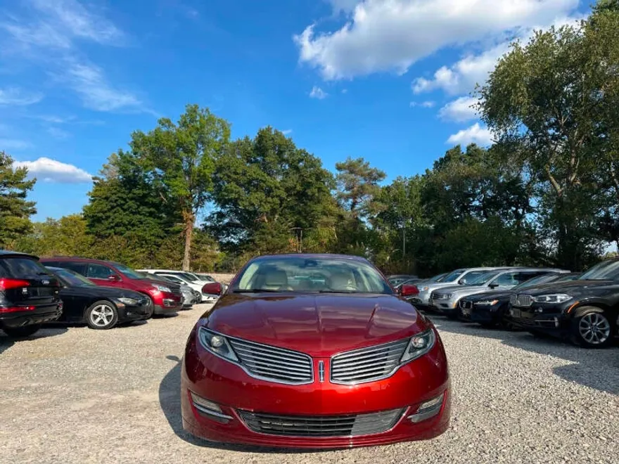 2014 Lincoln MKZ photo 1