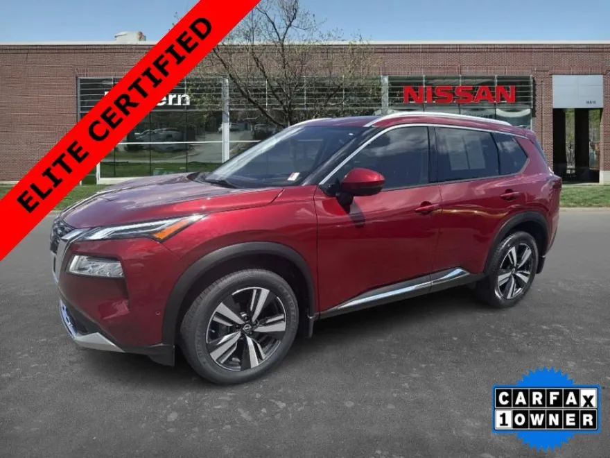 2022 Nissan Rogue Platinum photo 1