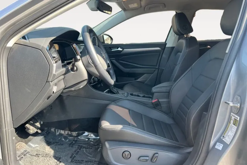 2024 Volkswagen Jetta 1.5T SE photo 1