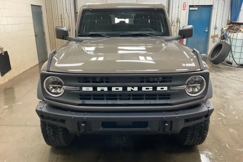 2025 Ford Bronco Big Bend photo 1