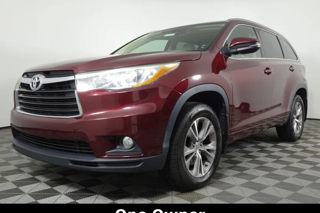 2015 Toyota Highlander XLE photo 1