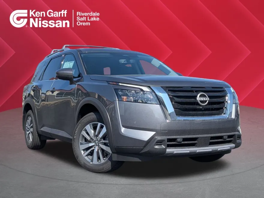 2025 Nissan Pathfinder SL photo 1