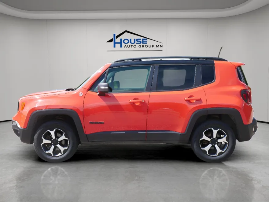 2019 Jeep Renegade Trailhawk photo 1