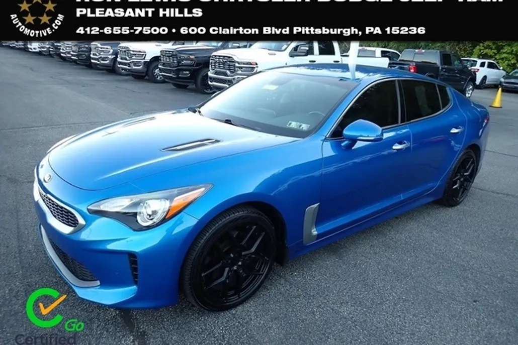 2018 Kia Stinger photo 1