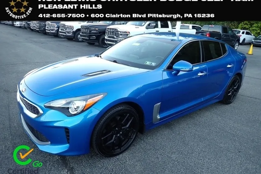 2018 Kia Stinger photo 1