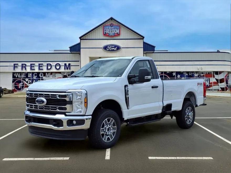 2025 Ford F-350 photo 1