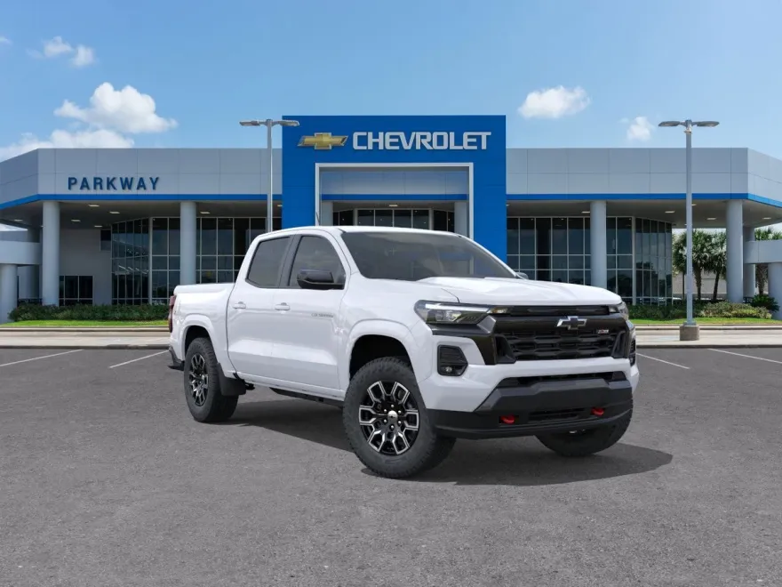 2025 Chevrolet Colorado Z71 photo 1