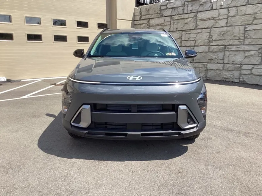 2026 Hyundai Kona SEL photo 1