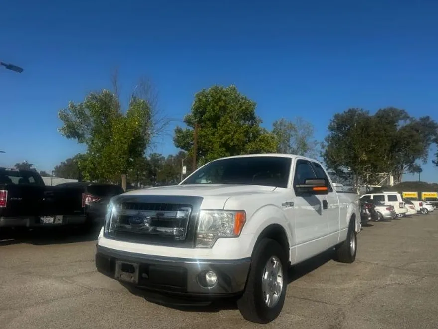 2013 Ford F-150 photo 1