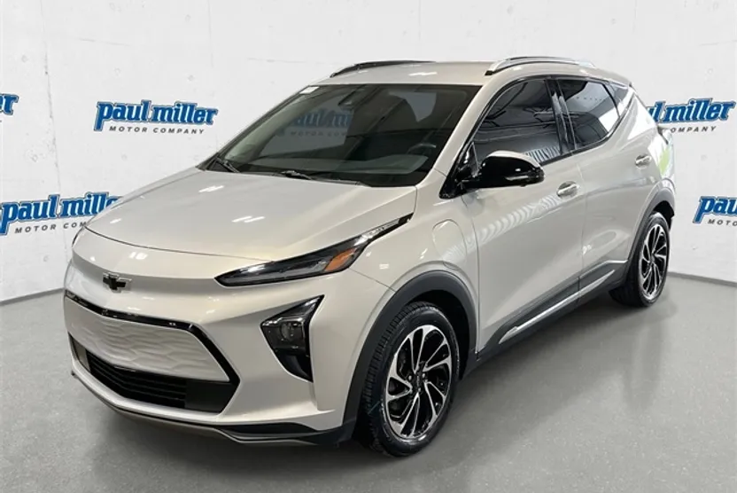 2022 Chevrolet Bolt EUV Premier photo 1