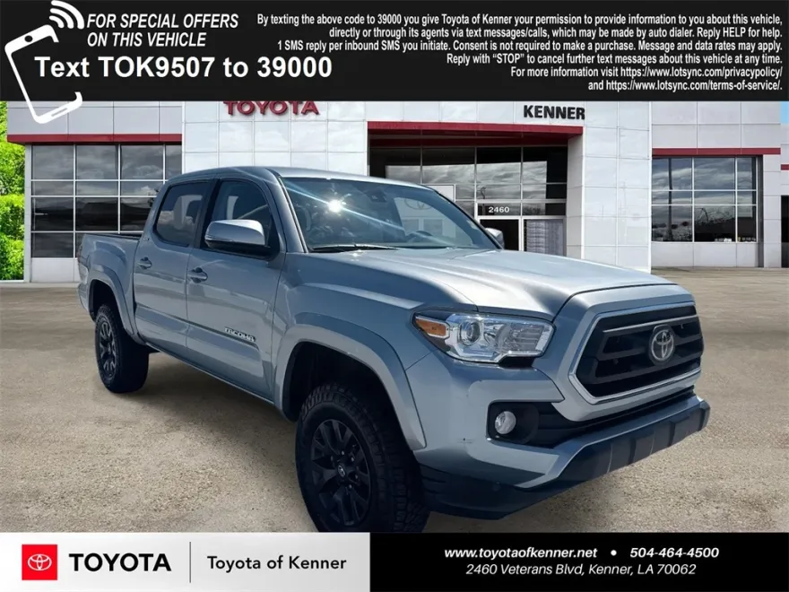 2023 Toyota Tacoma SR5 photo 1