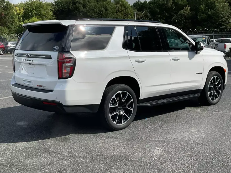 2022 Chevrolet Tahoe RST photo 1
