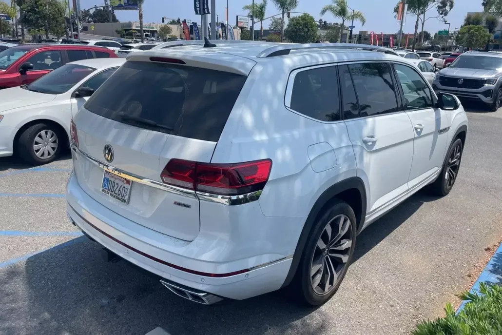2022 Volkswagen Atlas V6 SEL Premium R-Line photo 1
