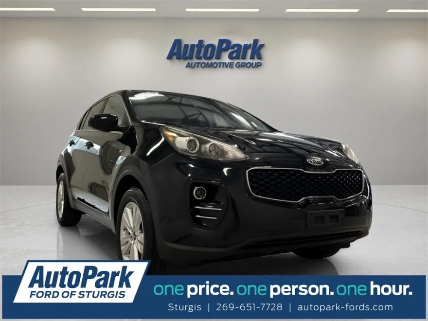 2017 Kia Sportage LX photo 1