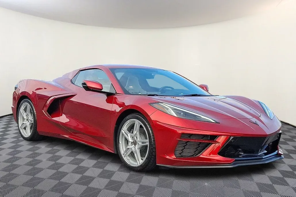 2023 Chevrolet Corvette Stingray 2LT Convertible photo 1