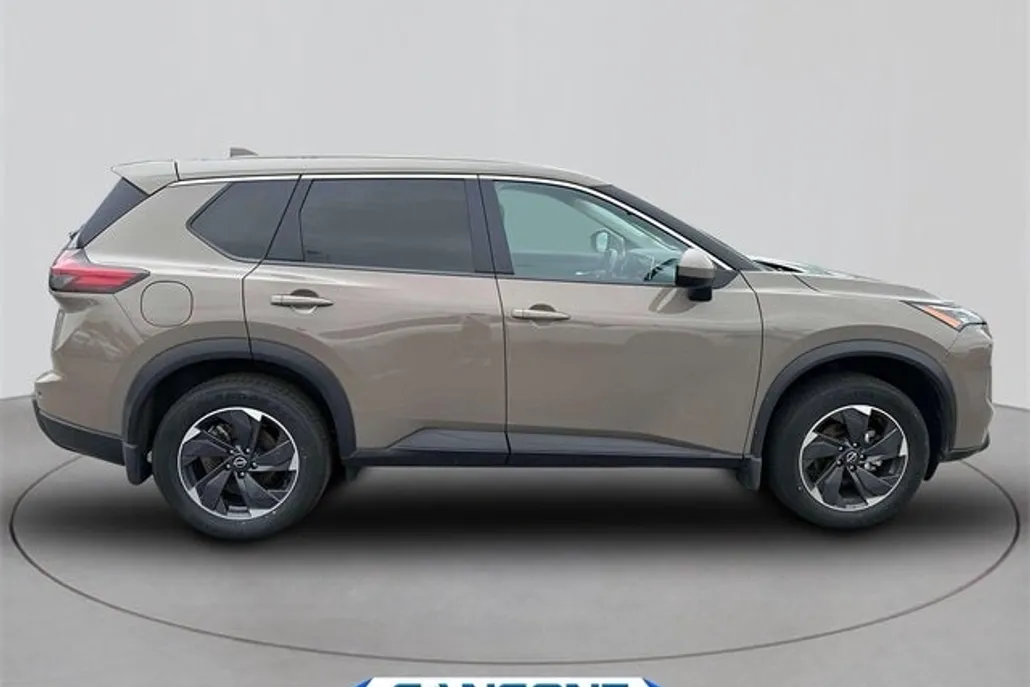 2024 Nissan Rogue SV photo 1