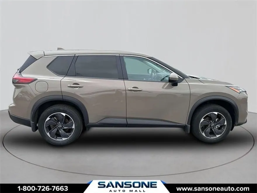 2024 Nissan Rogue SV photo 1