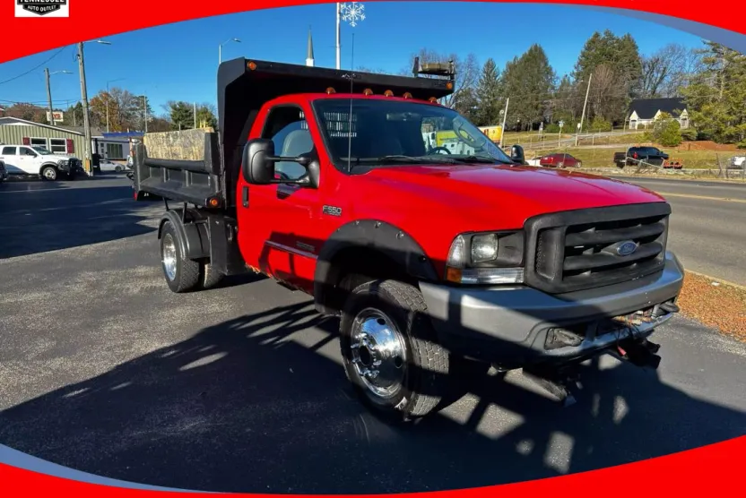 2003 Ford F-550 photo 1