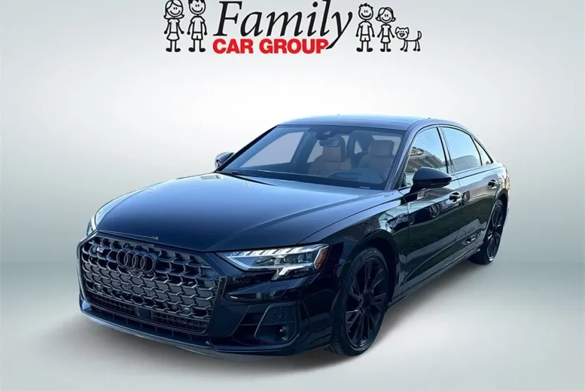 2025 Audi S8 4.0T photo 1