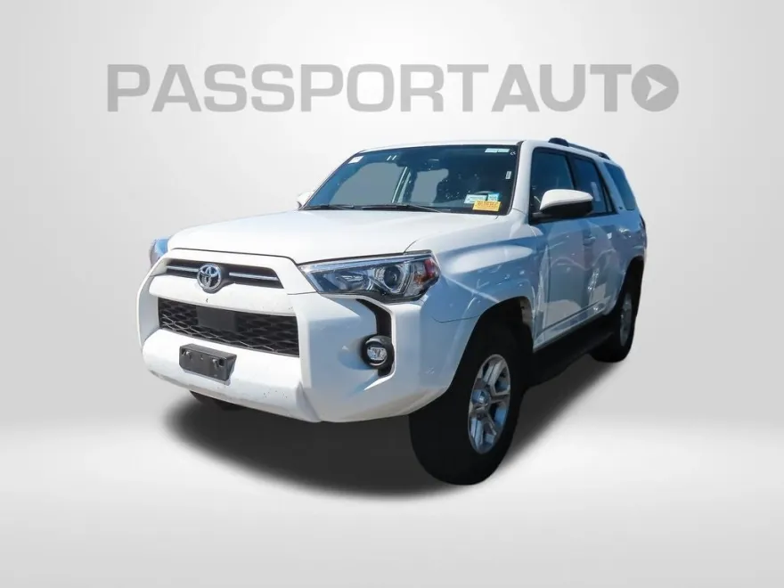 2024 Toyota 4Runner SR5 photo 1