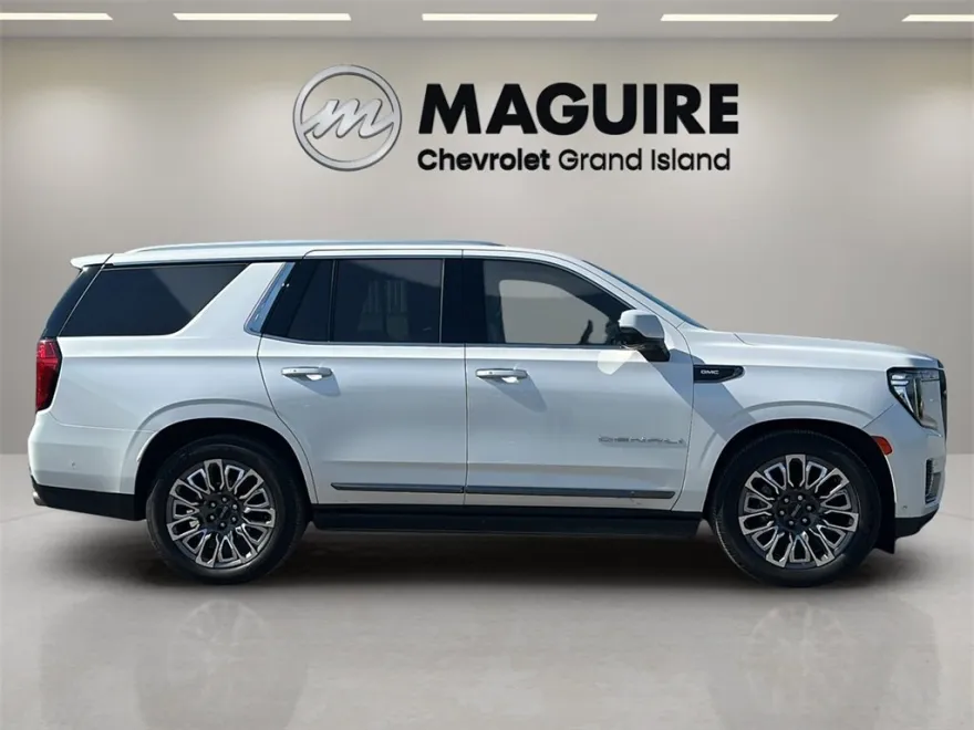 2023 Gmc Yukon Denali Ultimate photo 1