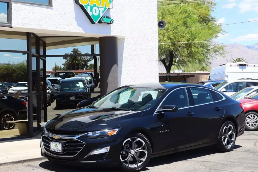 2022 Chevrolet Malibu 1LT photo 1