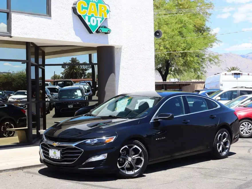 2022 Chevrolet Malibu 1LT photo 1