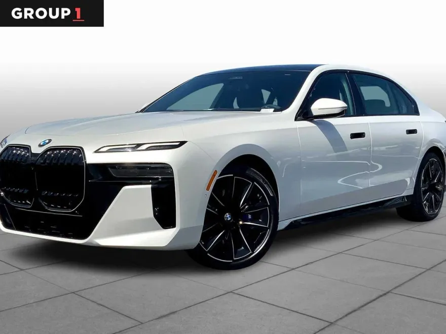 2025 Bmw 740i photo 1