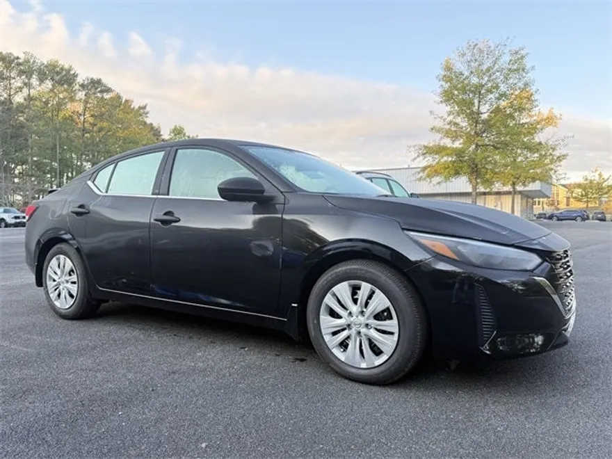 2025 Nissan Sentra S photo 1