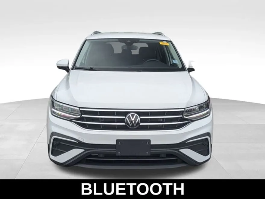 2024 Volkswagen Tiguan SE Wolfsburg Edition photo 1