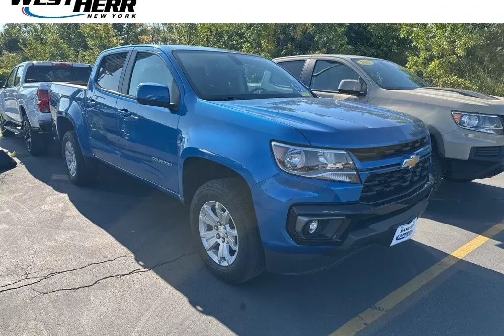 2022 Chevrolet Colorado LT photo 1