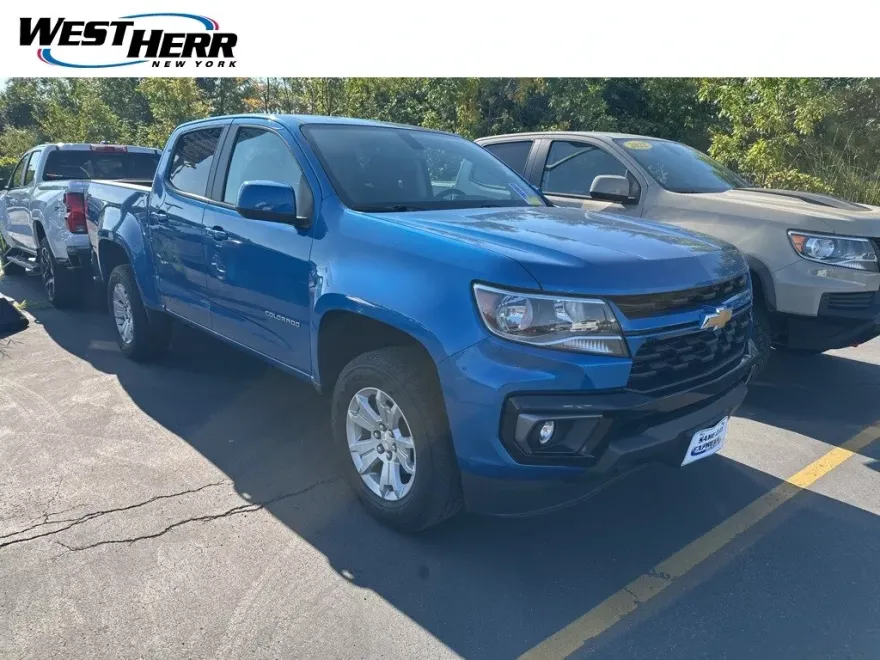 2022 Chevrolet Colorado LT photo 1