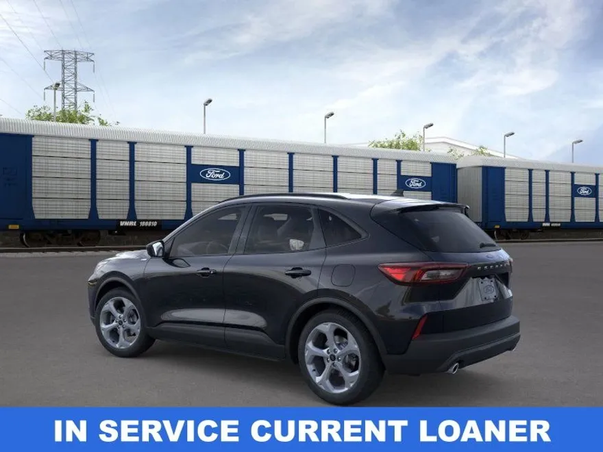 2025 Ford Escape ST-Line photo 1