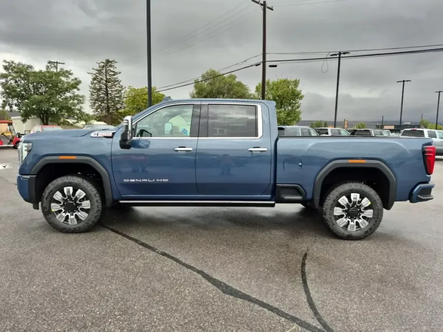 2026 Gmc Sierra 3500 HD Denali photo 1