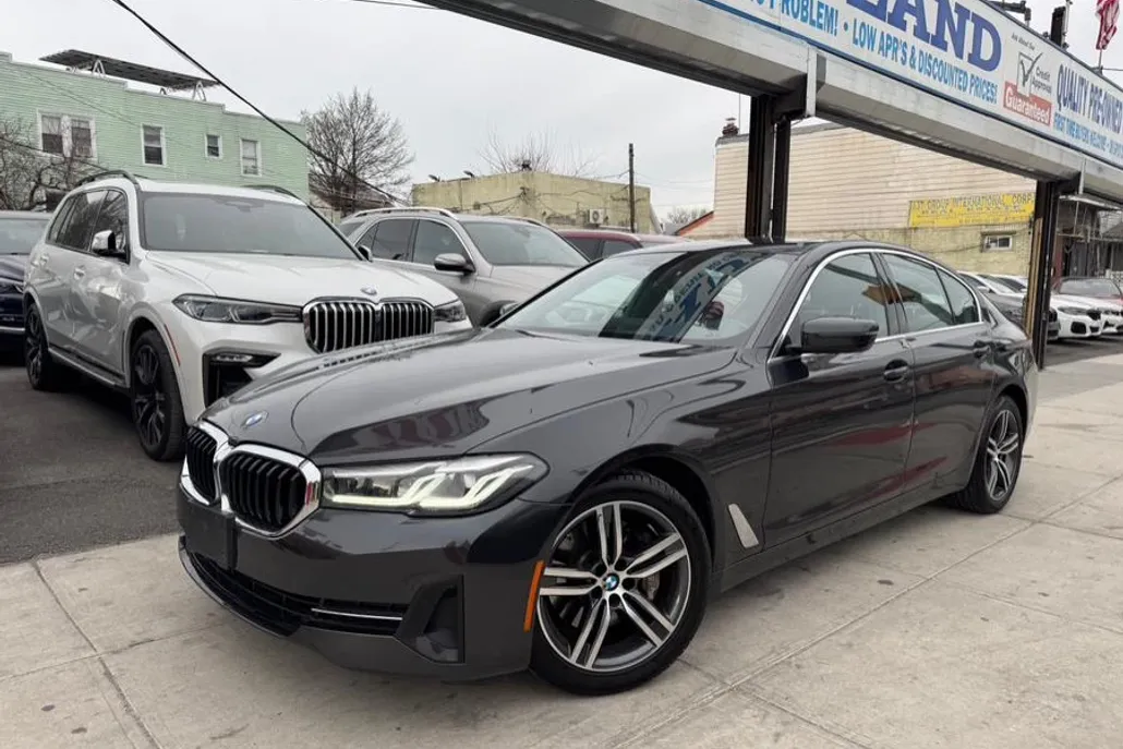 2022 Bmw 530i photo 1