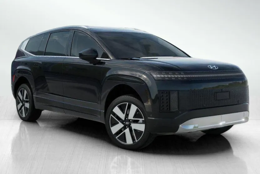 2026 Hyundai Ioniq SEL photo 1