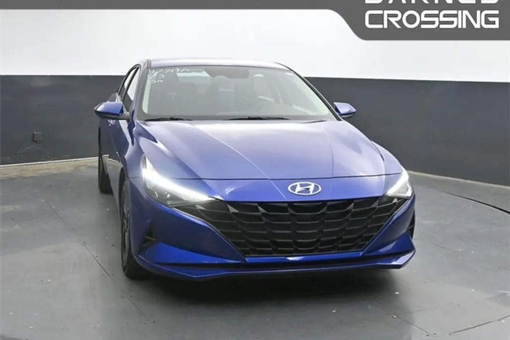 2023 Hyundai Elantra Blue photo 1