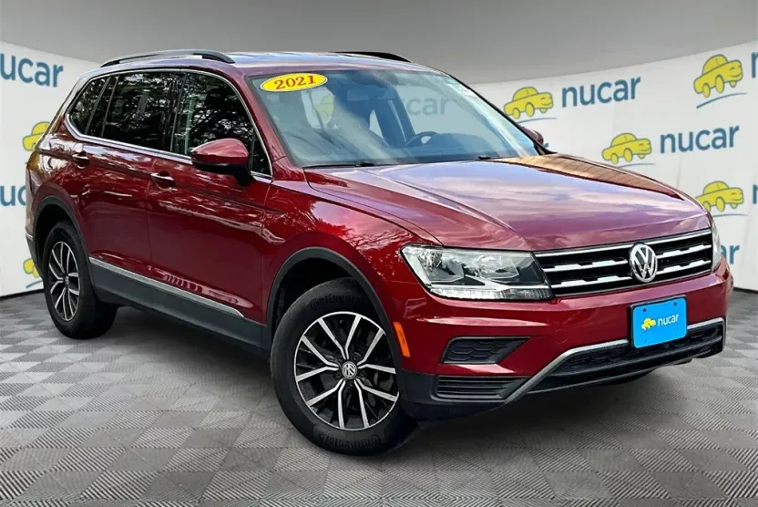 2021 Volkswagen Tiguan SE photo 1