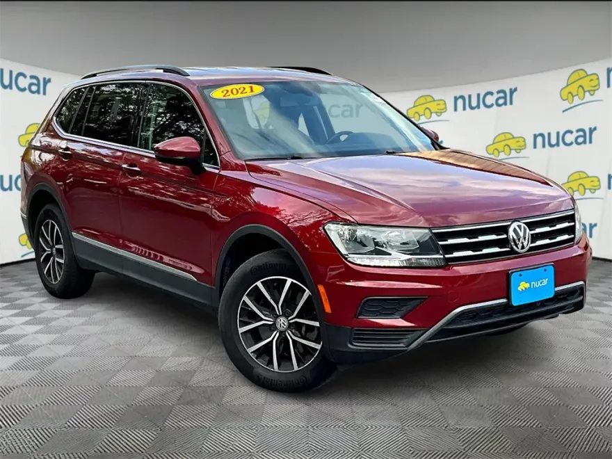 2021 Volkswagen Tiguan SE photo 1