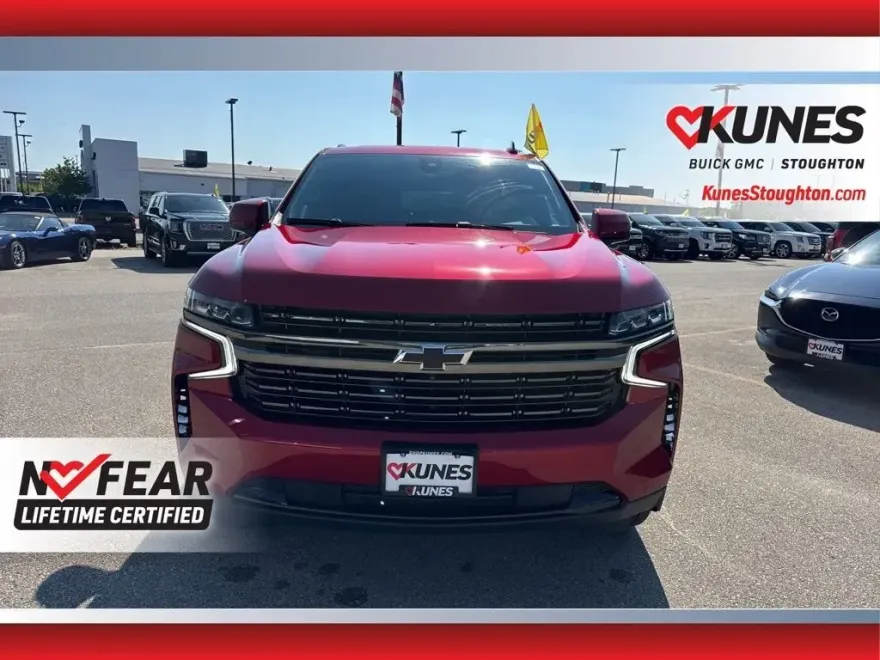 2022 Chevrolet Tahoe RST photo 1