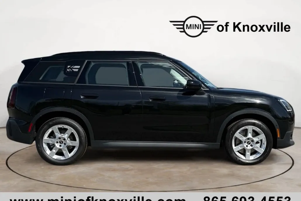 2025 Mini Countryman Signature photo 1