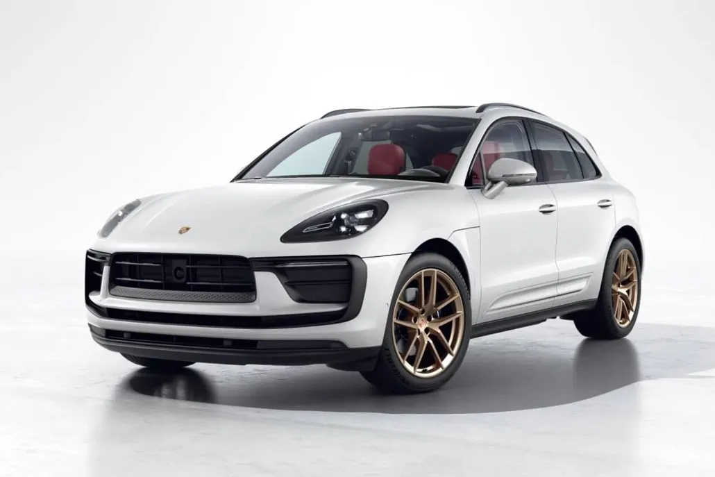 2026 Porsche Macan T photo 1