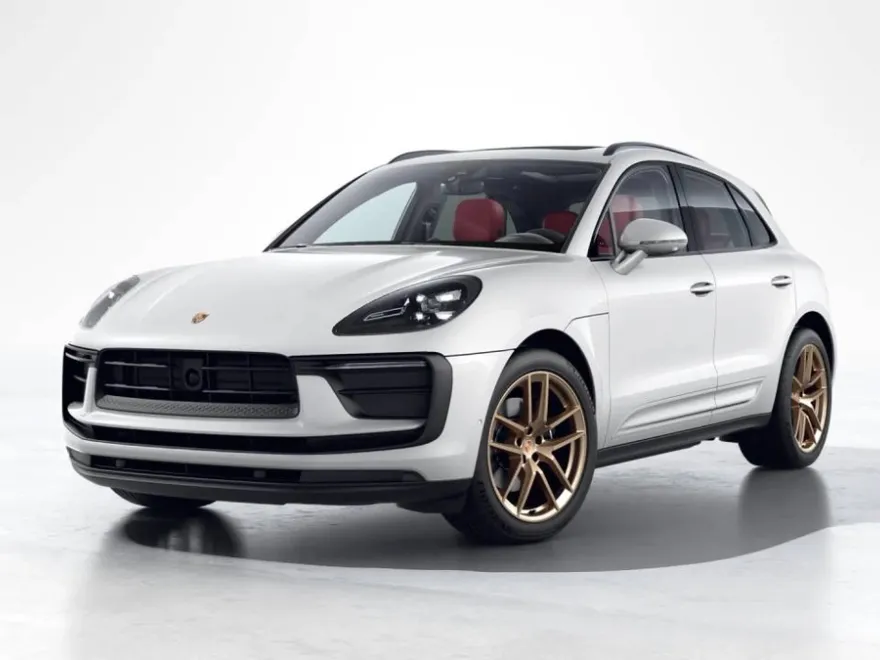 2026 Porsche Macan T photo 1